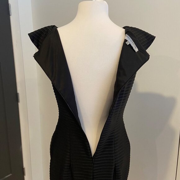 Maggy London Black Sleeveless V-Neck Bodycon Dress Size 12 Polyester & Spandex - Picture 5 of 16